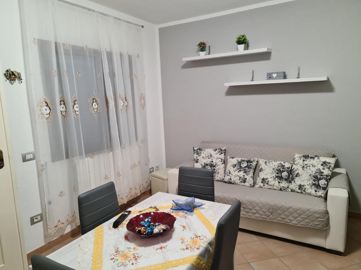 Holiday Olbia Appartamento A Due Passi Dal Lungomare E Centro Citta Luaran gambar