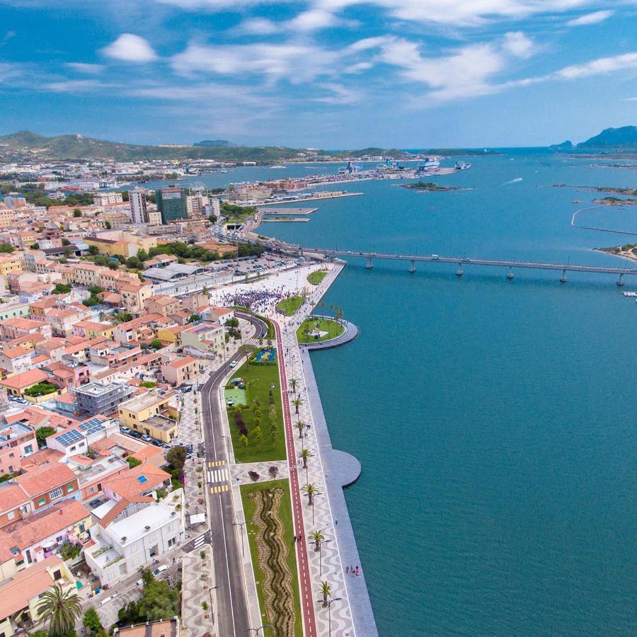 Holiday Olbia Appartamento A Due Passi Dal Lungomare E Centro Citta Luaran gambar