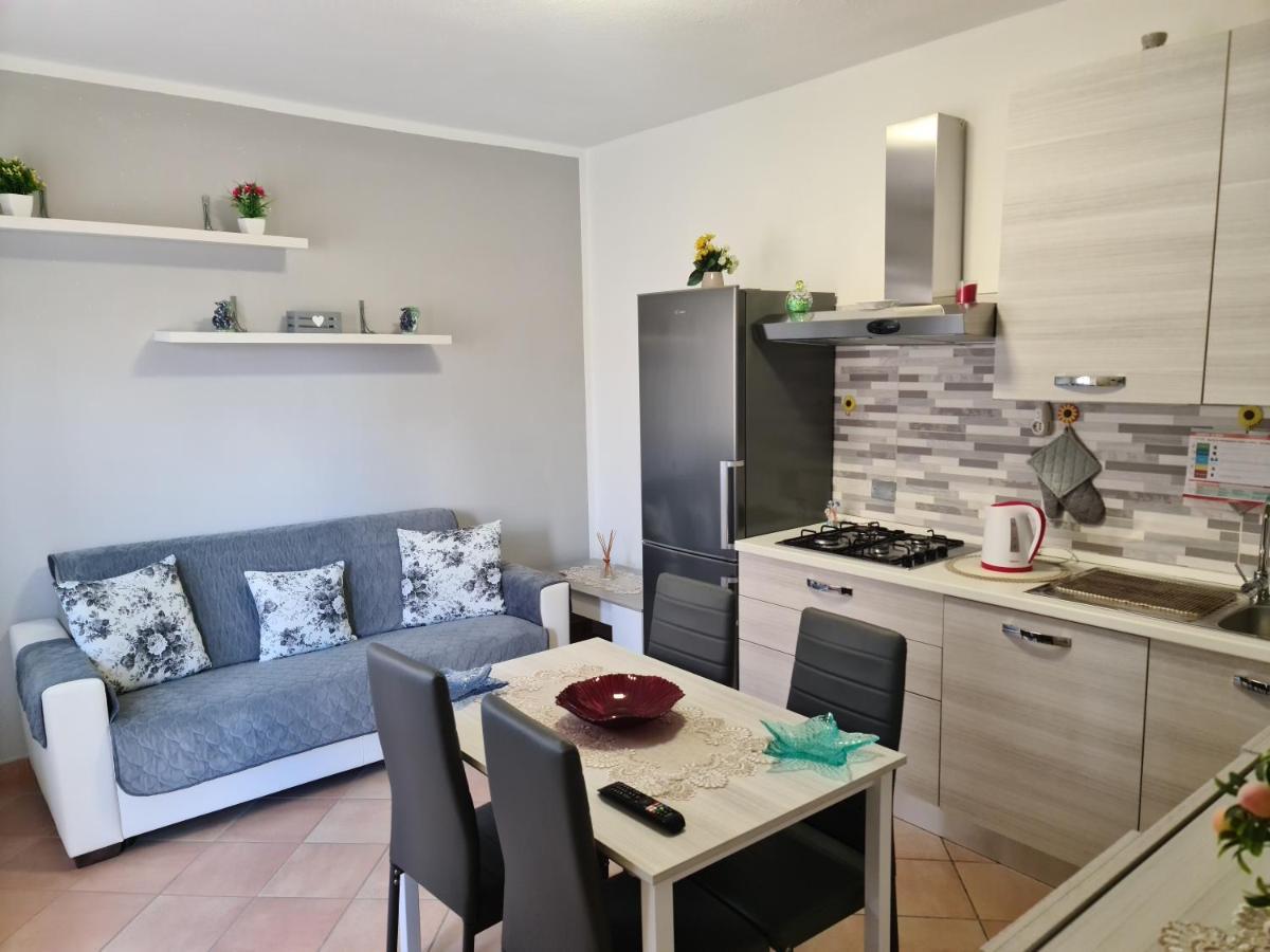 Holiday Olbia Appartamento A Due Passi Dal Lungomare E Centro Citta Luaran gambar